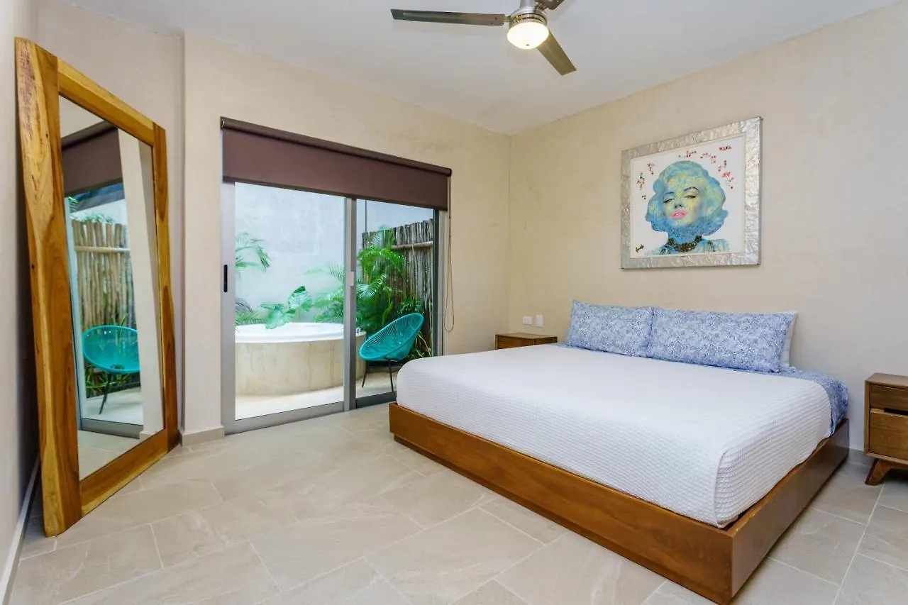 Charming Nature-Inspired Condos With Sultry Surroundings By Stella Rentals Tulum Appartement