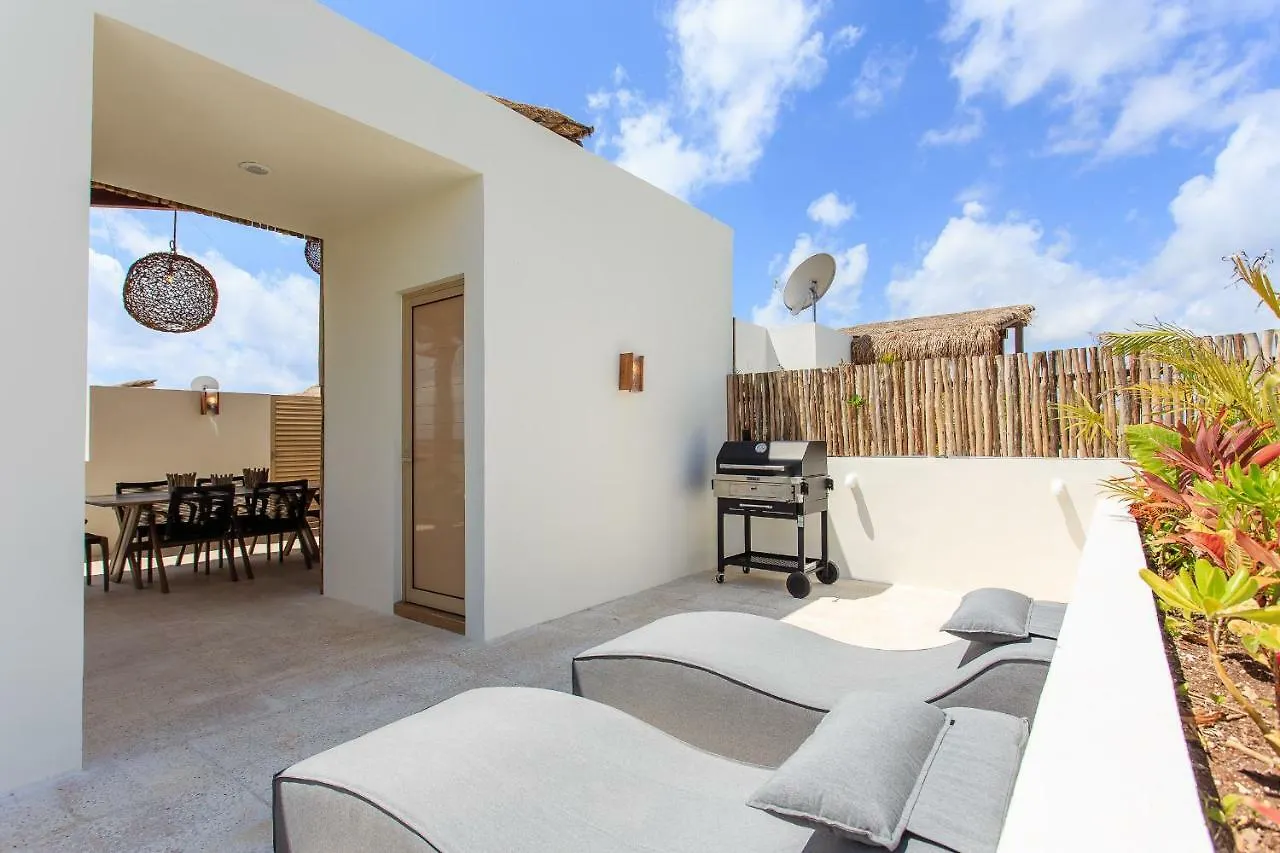 Charming Nature-Inspired Condos With Sultry Surroundings By Stella Rentals Tulum Apartament